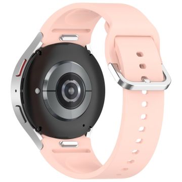 Samsung Galaxy Watch4 / 5 / 6 / 7 40mm / Watch 5 Pro 45mm / Watch FE 40mm Rannehihna hopea solki silikoni kellon hihna - Vaalea Pinkki