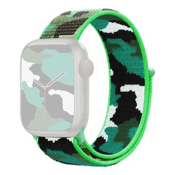 Apple Watch Series 8 (41mm) stealth camouflage nylon kellonhihna - Tummanvihreä