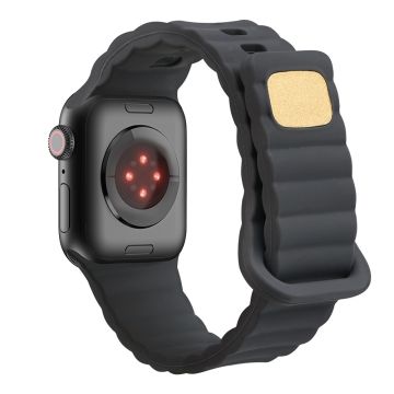 Apple Watch Series 8 (41mm) silikoninen ranneke painikkeella - Harmaa