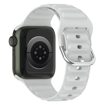 Apple Watch Series 8 (41mm) aaltomaisen silikonikellon ranneke - Vaalean Harmaa